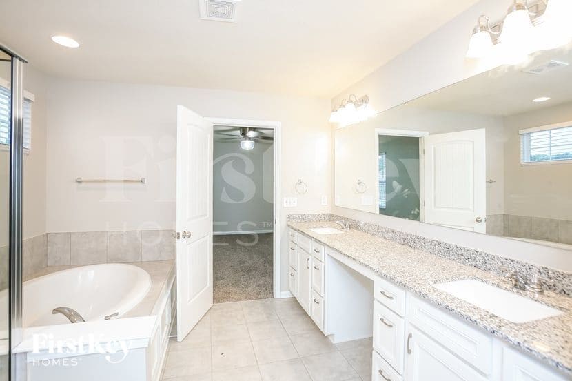 Building Photo - 6640 Harvest Moon Ln