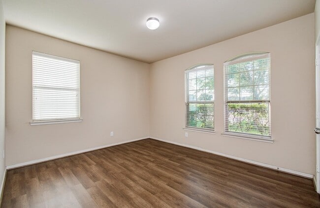 Building Photo - 3243 Aegean Dr