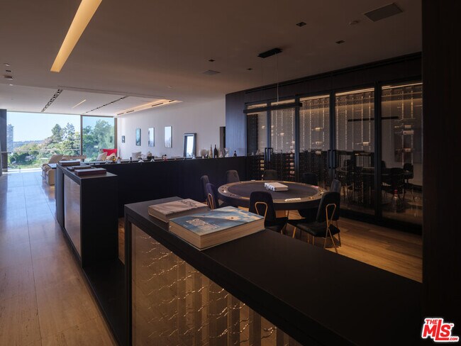 Building Photo - 1305 Collingwood Pl