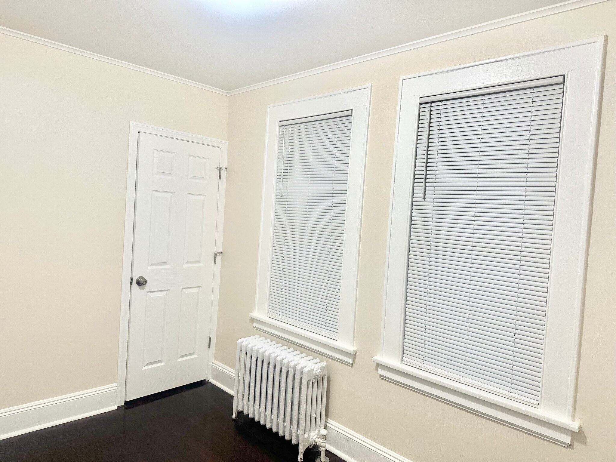 Building Photo - 67 Tremont Ave