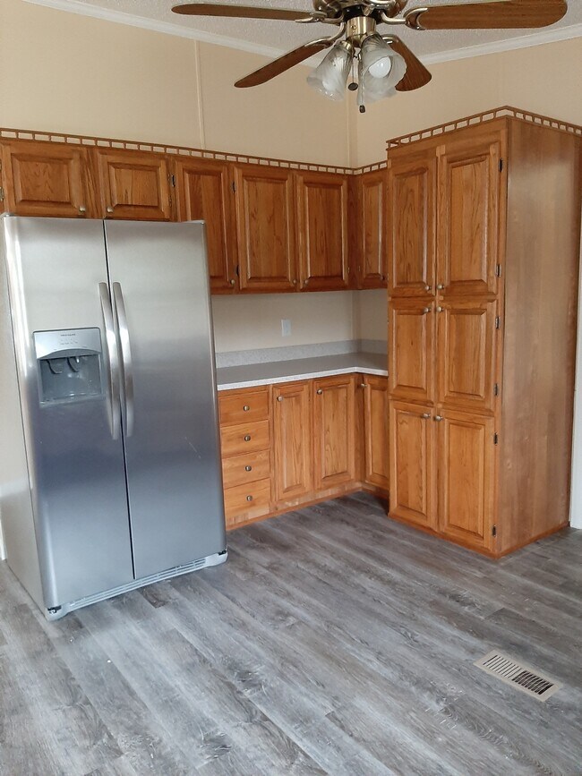 Building Photo - 5767 Deauville Cir