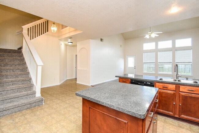 Building Photo - 19327 Poppy Grove Ln