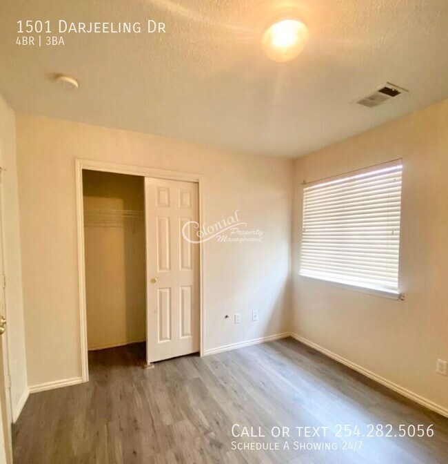 Building Photo - 1501 Darjeeling Dr