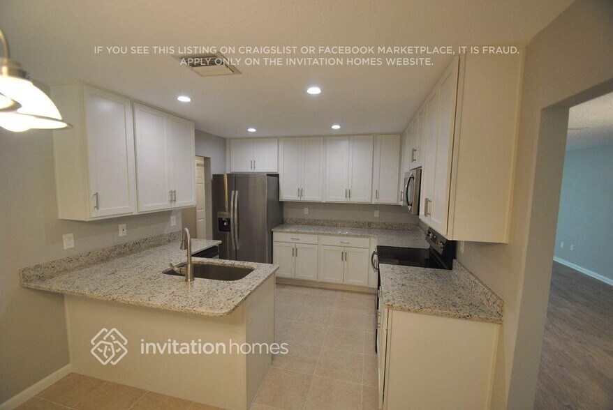 Building Photo - 800 Sweetwater Bay Ct