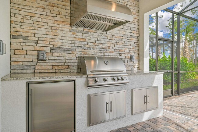 Building Photo - Vista at WildBlue ~ Pool Home Ready to Rent