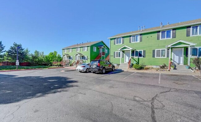 Building Photo - 3234 W Girard Ave