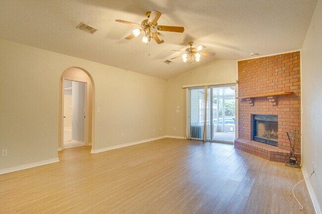 Building Photo - Northeast Pensacola Pool Home with Screened Porch and Fenced Yard