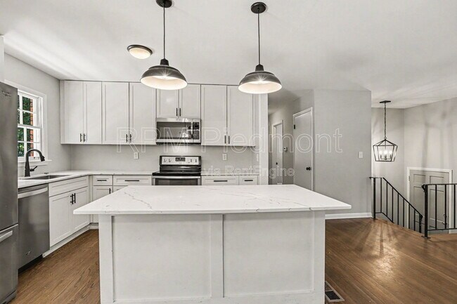 Building Photo - 2931 Appling Cir