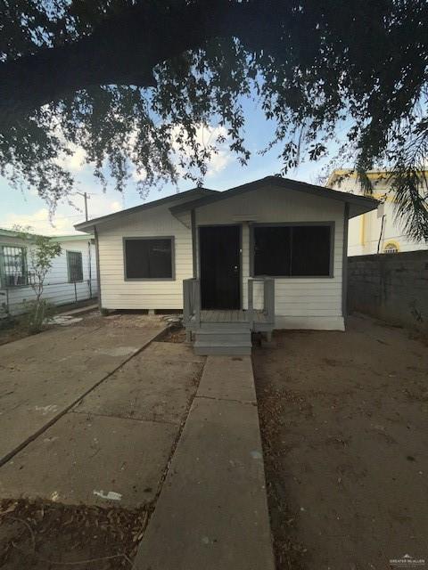 Primary Photo - 8 E Martinez Ave