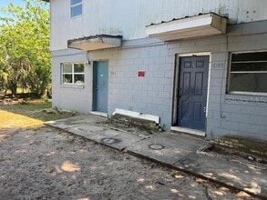 Building Photo - 1089 S Deleon Ave