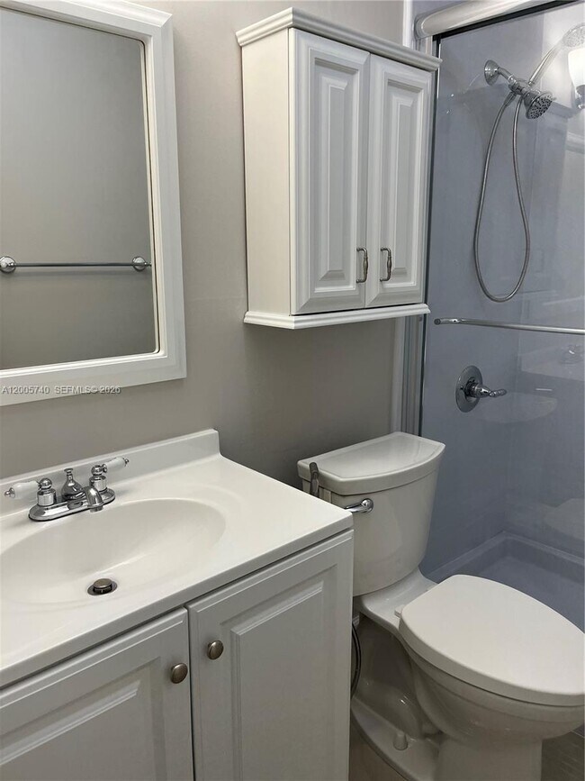 Building Photo - 6661 SW 137th Ct