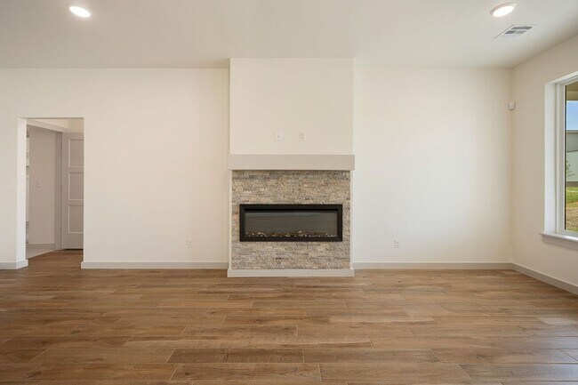 Building Photo - 4909 Misty Wood Ln