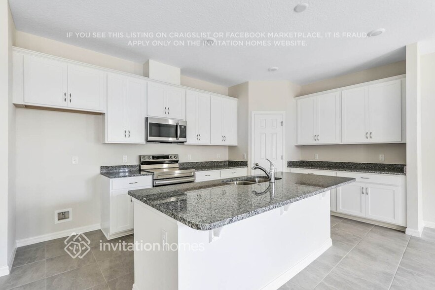 Building Photo - 4924 Autumn Ridge Dr