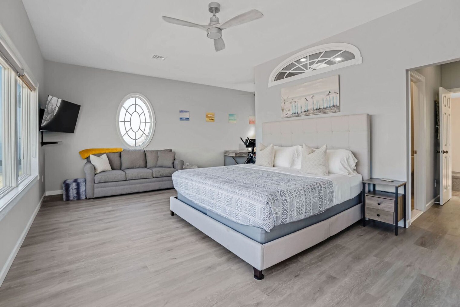 Building Photo - 76 Creek Rd