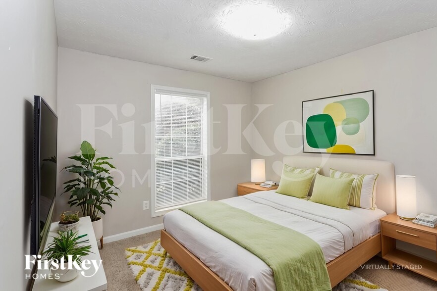 Building Photo - 799 Avalon Forest Way