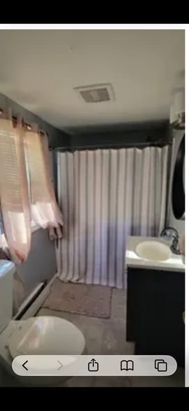 Building Photo - 138 Draper St