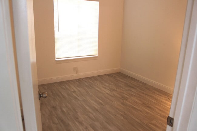 Building Photo - 4181 S 57th Ave