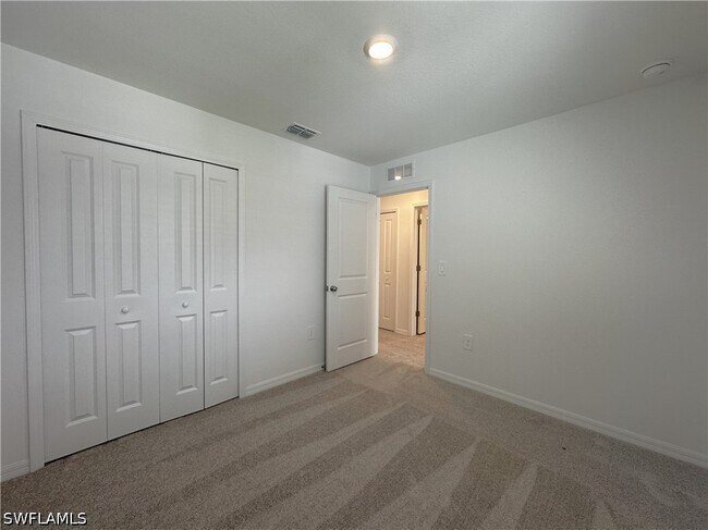 Building Photo - 28521 SWEET MEADOW Dr