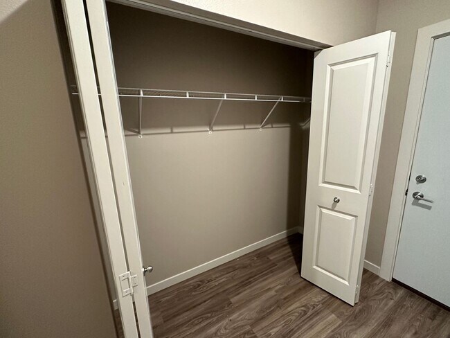 Building Photo - 1112 12th St N