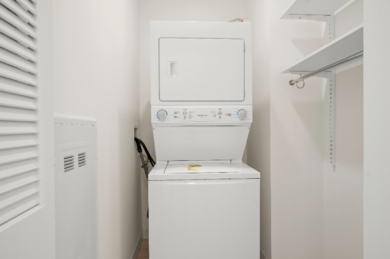 Building Photo - 801 S Michigan Ave