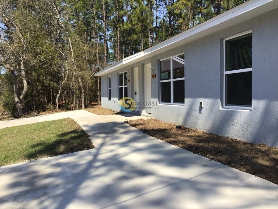 Building Photo - 9373 N Mendoza Way