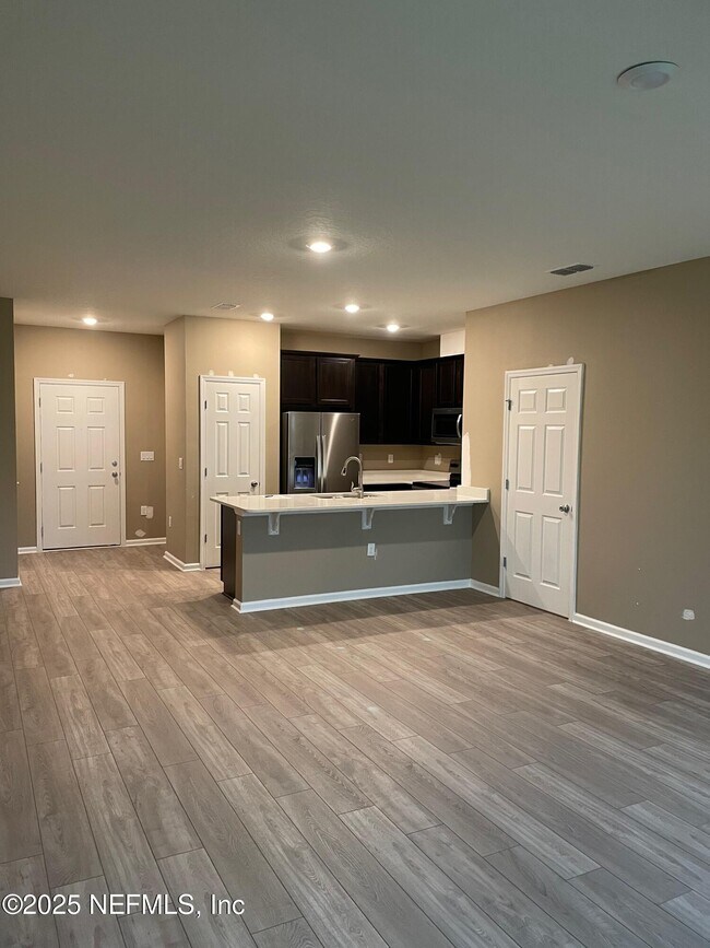 Building Photo - 99 Great Star Ct
