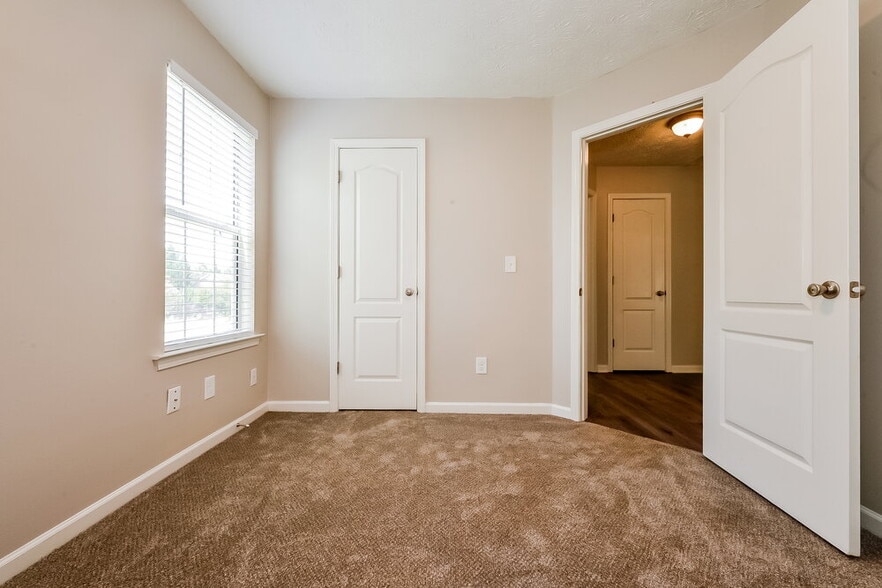 Building Photo - 6270 Winston Trce