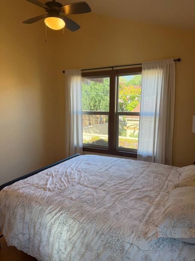 Building Photo - Heart of Downtown Ojai