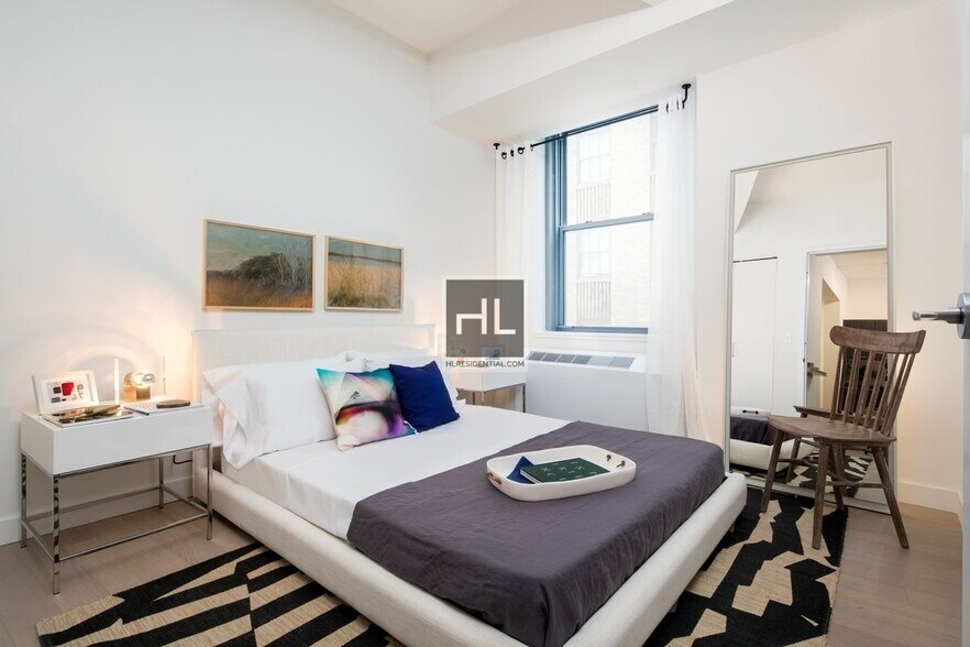 Building Photo - Renovated Gramercy 2-Bedroom with Classic ...