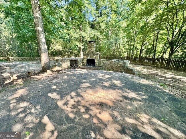 Building Photo - 431 Whitewater Tr