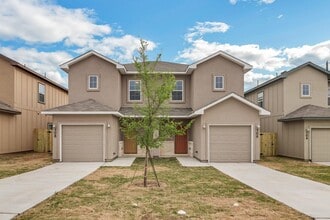 Building Photo - 106 Peruna Dr