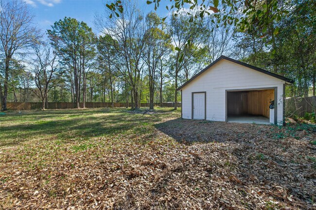 Building Photo - 170 Walter Dr