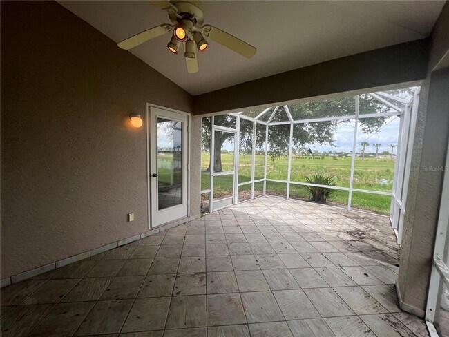 Building Photo - 4396 Fairway Dr