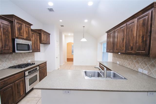 Building Photo - 4616 Daisy Leaf Dr