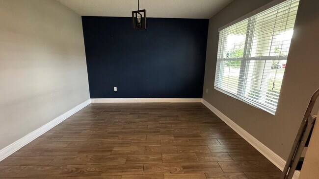 Building Photo - 505 Arbequina Ct