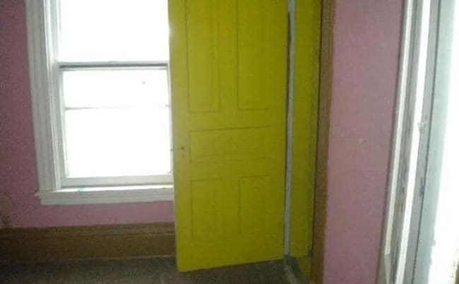 Building Photo - 2647 Fremont Ave N