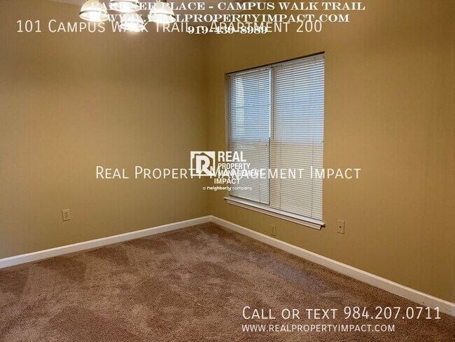 Building Photo - 101 Campus Walk Trl