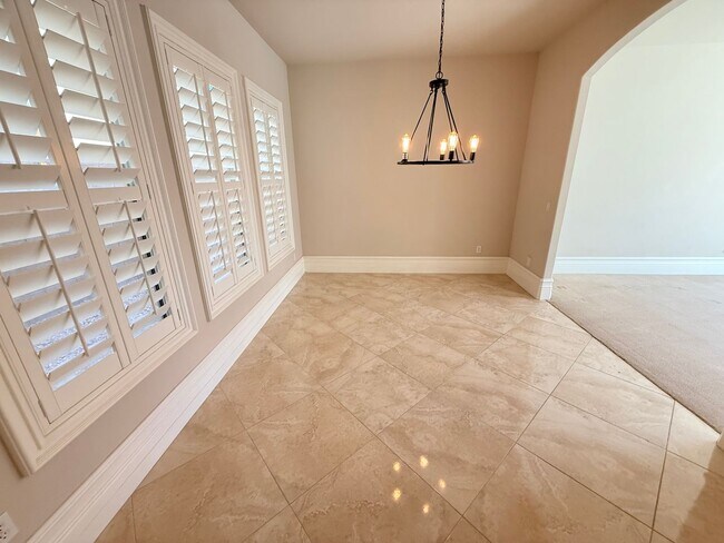 Building Photo - 464 Via Palermo Dr