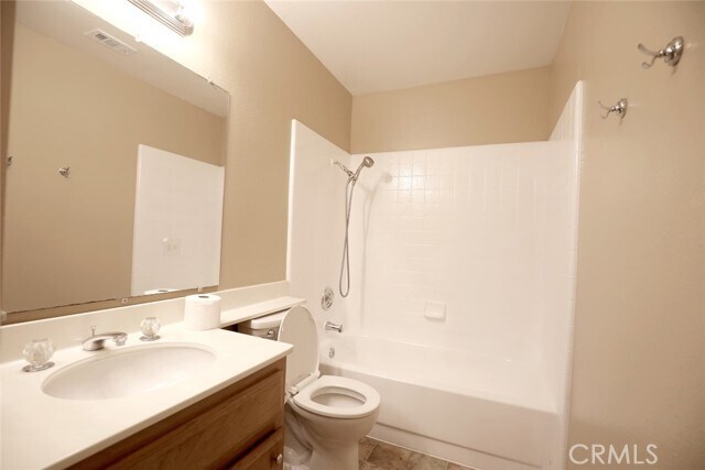 Building Photo - 25567 Woodside Cir