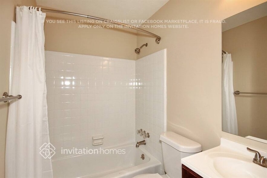 Building Photo - 184 Sheila Ln