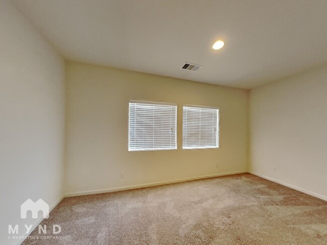 Building Photo - 14320 Loyola Dr