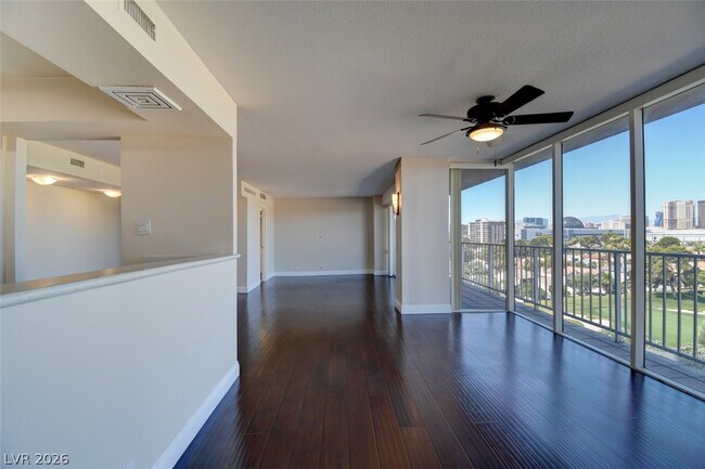 Building Photo - 3111 Bel Air Dr