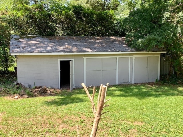 Building Photo - Renovated 3 Bed/1 Bath Ranch