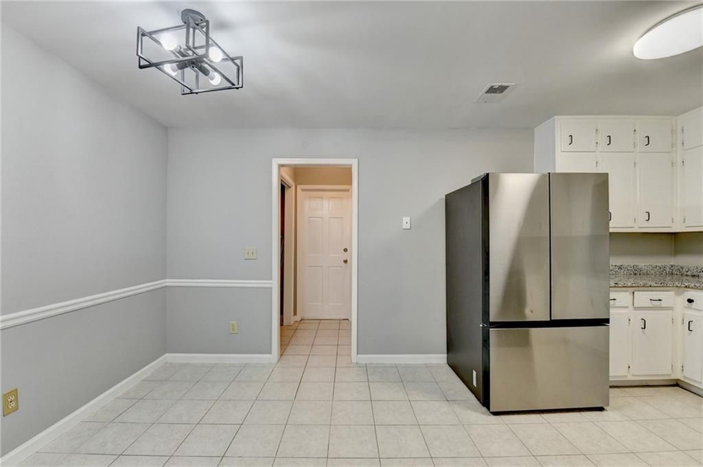 Building Photo - 1181 Izod Ct