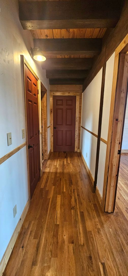 Building Photo - Private Log Cabin Home Peaceful Country Living on Acreage