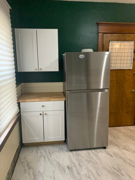 Kitchen - 2753 N Humboldt Blvd