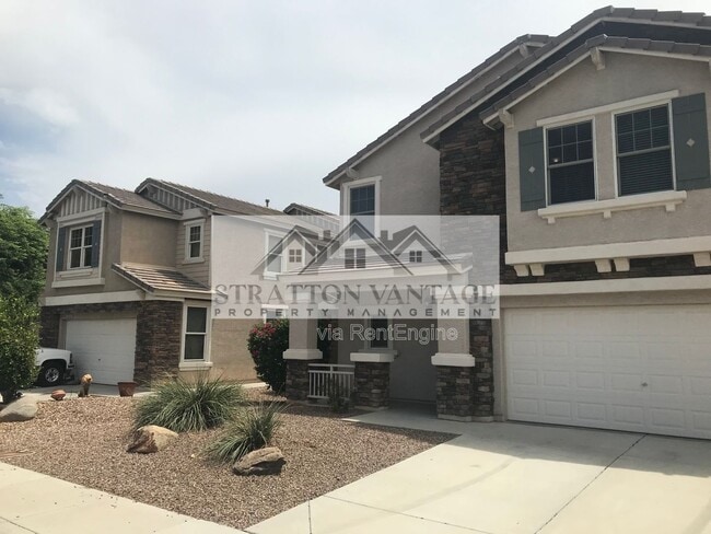 Building Photo - 18175 W Smokey Dr