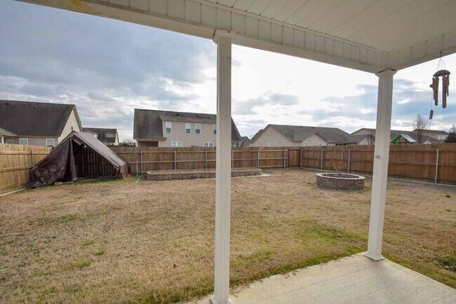 Building Photo - HOUSE FOR RENT 2319 GREAT LAUREL COURT