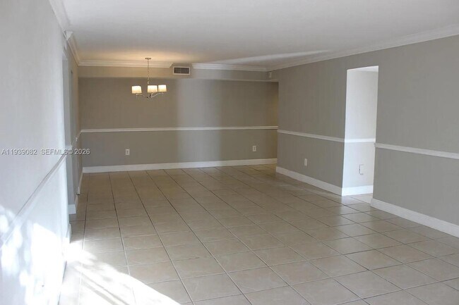 Building Photo - 9441 SW 76th St