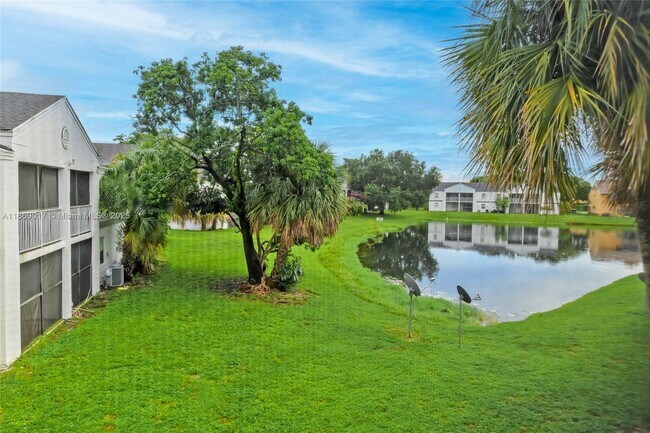 Building Photo - 2511 NW 56th Ave